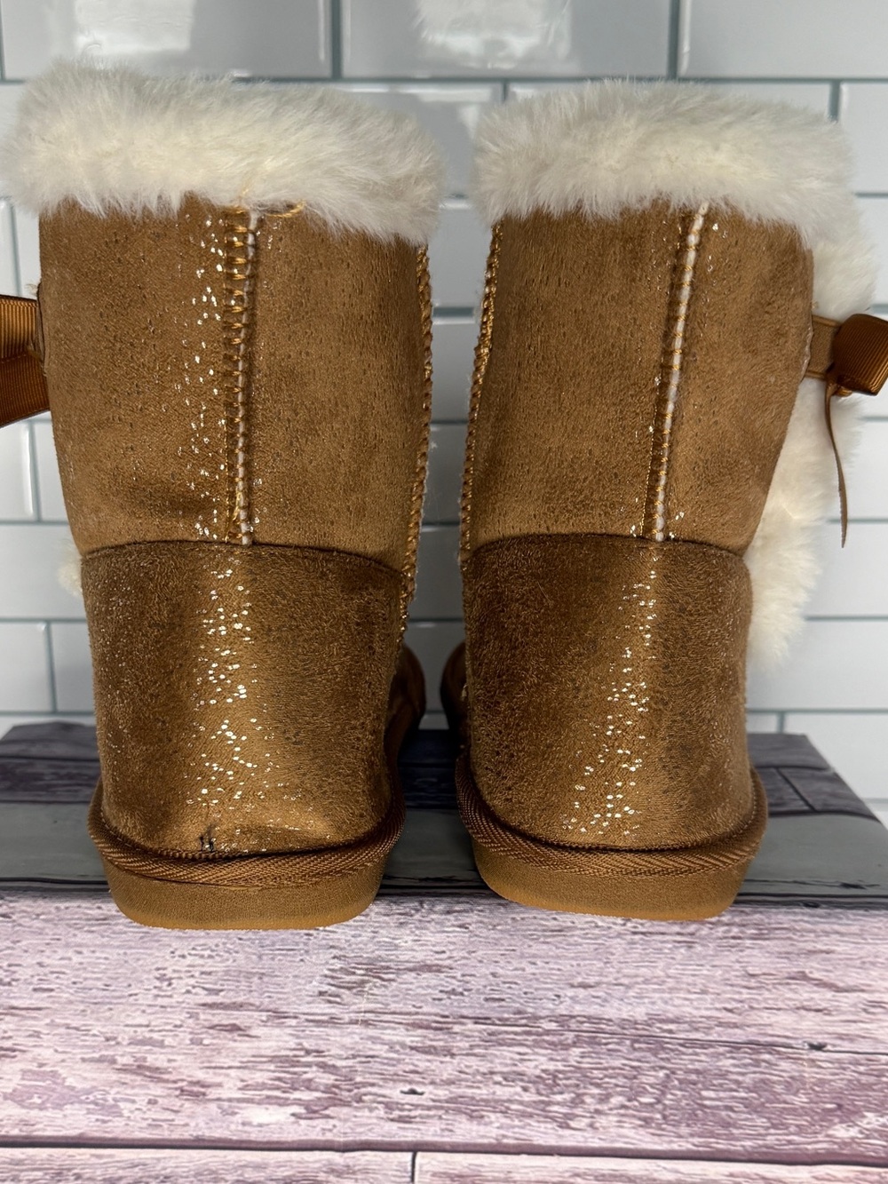 L&D Women’s Tan Cozy Faux Suede Pull On Winter Boots with a side bow Size 6 - Picture 6 of 10